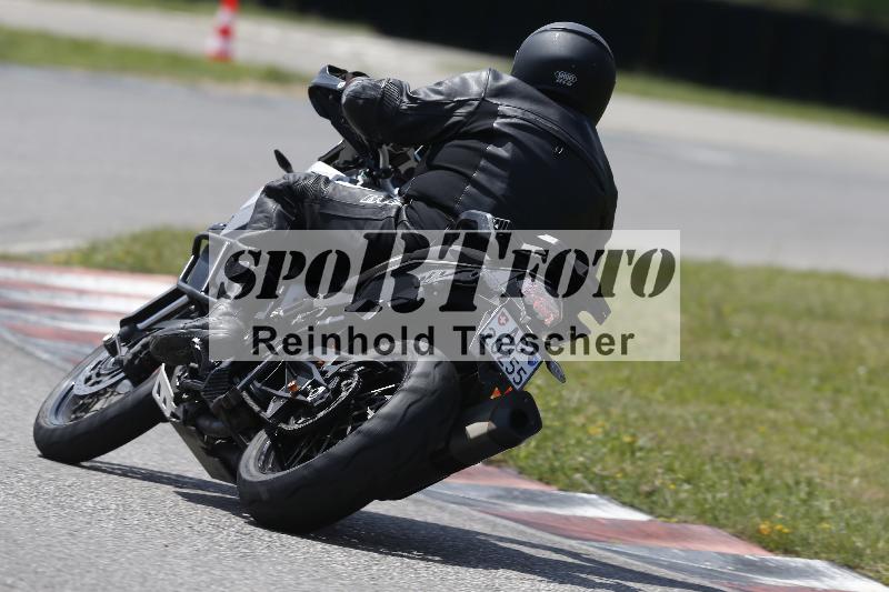 /27 12.06.2025 Ducati Schweiz Trackday Warmup  ADR/gruen-vert/35